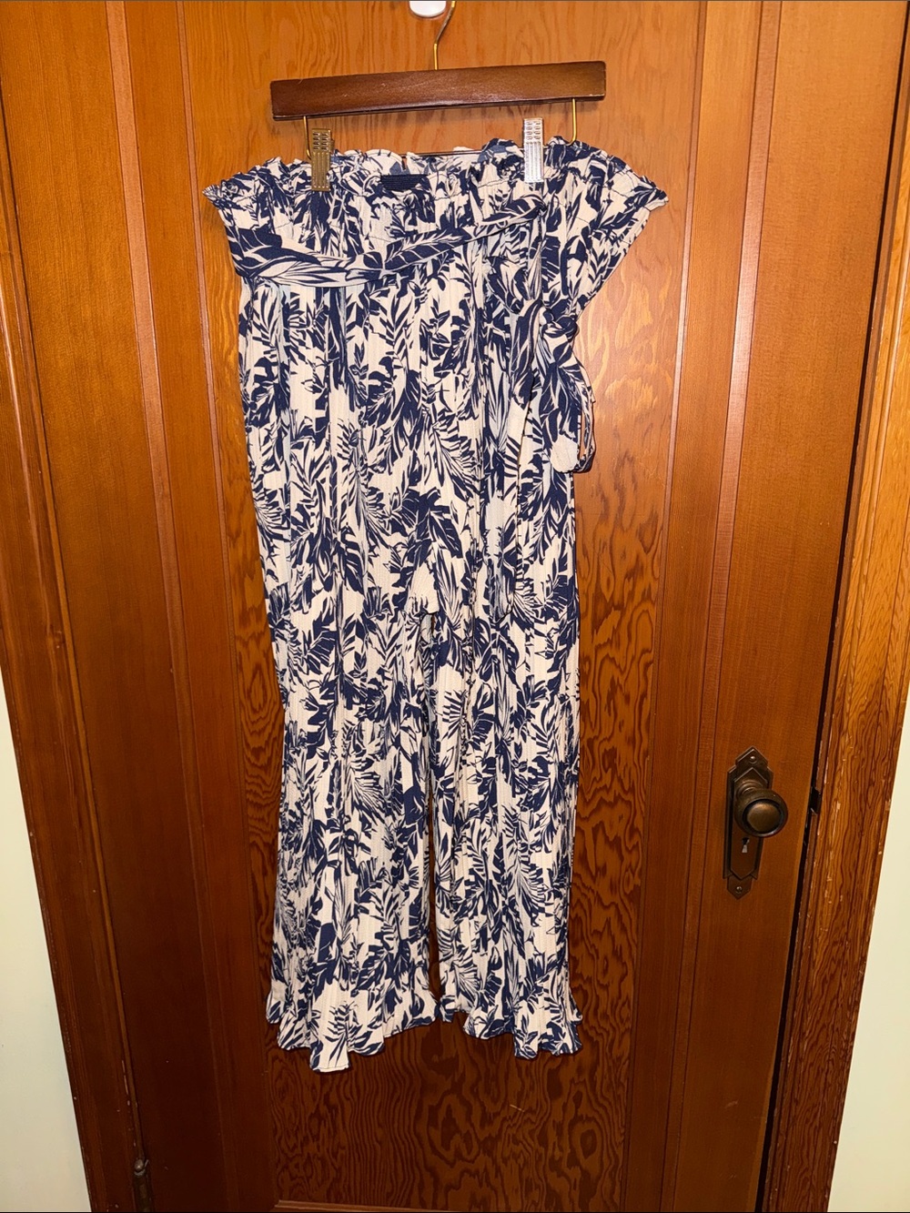 Alice Blue Navy and White Off-Shoulder Floral pants.